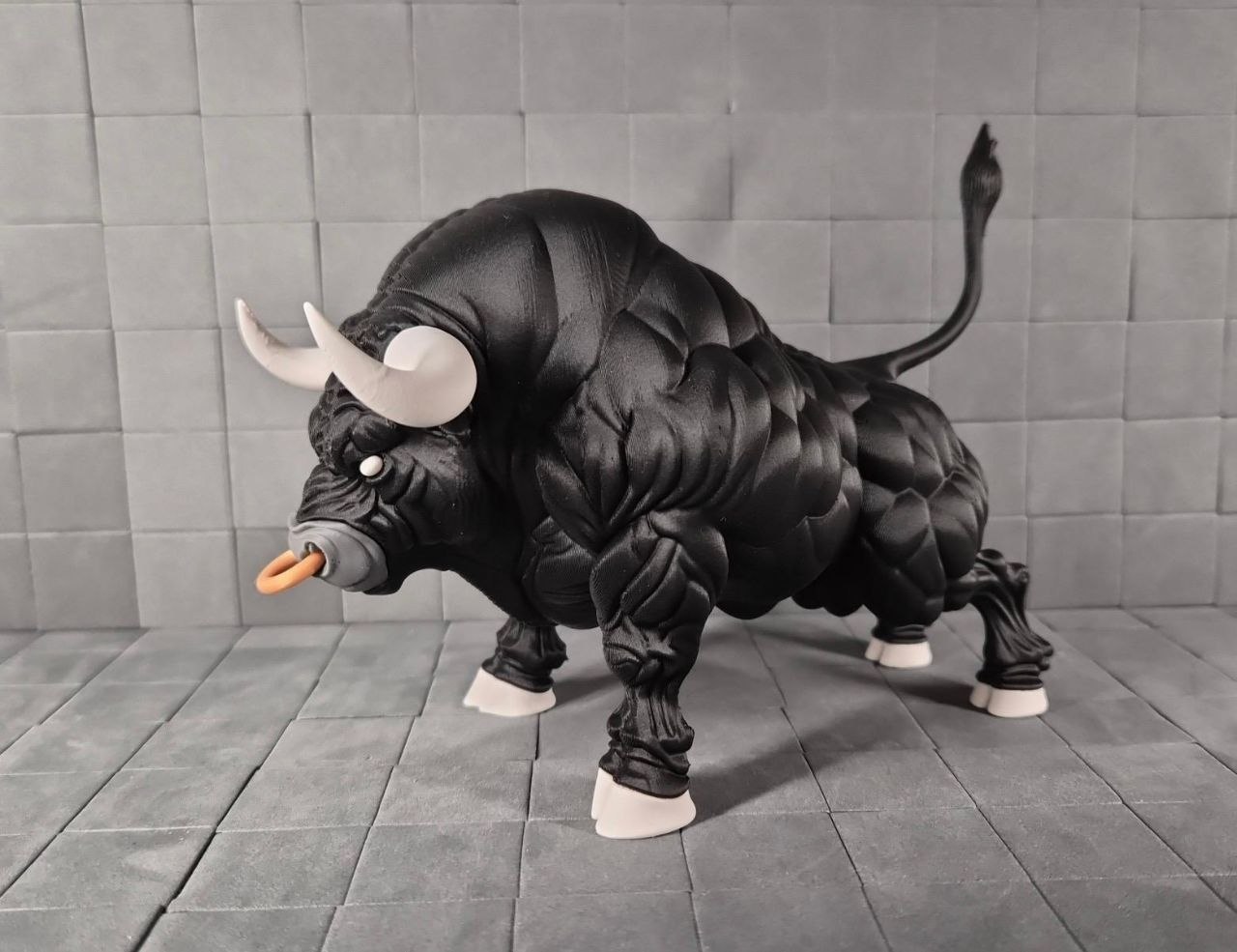 Iron Horn Bull Multicolor Multipart No AMS