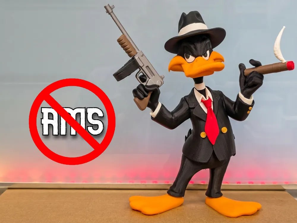 DAFFY DUCK EL GÁNGSTER