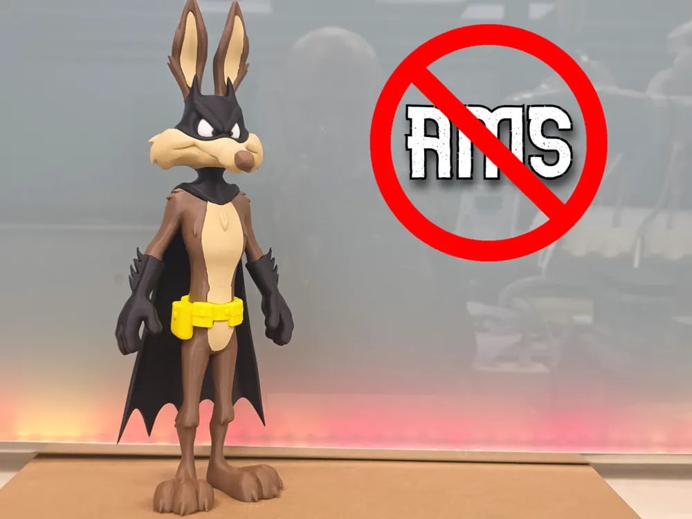 Wile E Coyote Como Batman