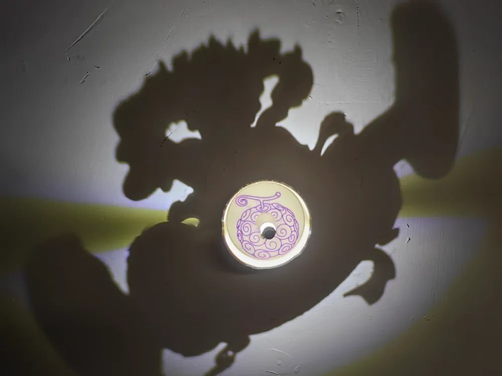 Lampara Proyeccion Luz Y Sombra Luffy Gear 5