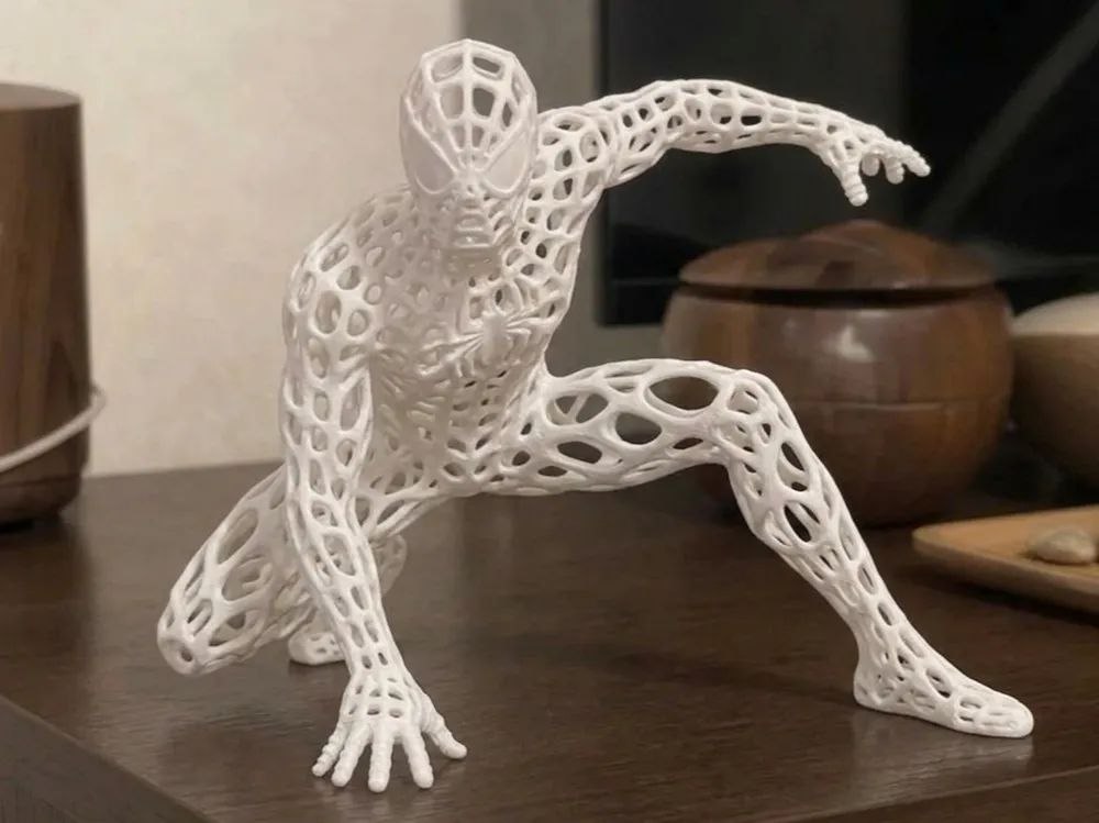 Spiderman Voronoi Bambu 10cm