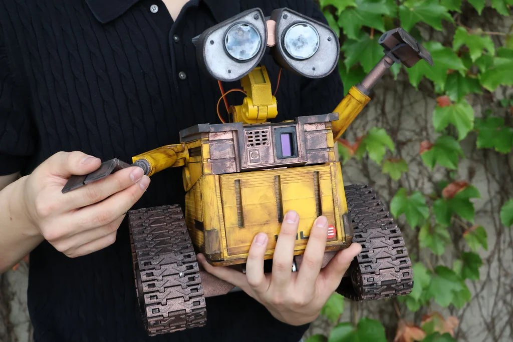 WALL-E Robot With Upgrades (Full-Mod Project) - 7141470