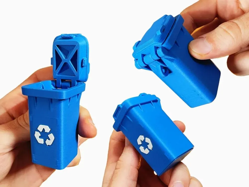 Trash Bin Keychain Large