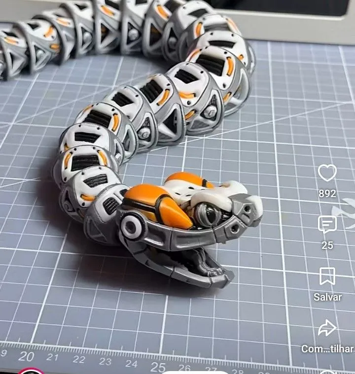 MMM RoboRattler V01