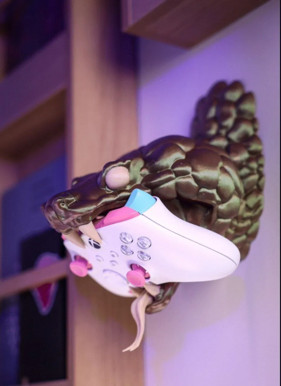 Holoprops- Controller Snake Holder