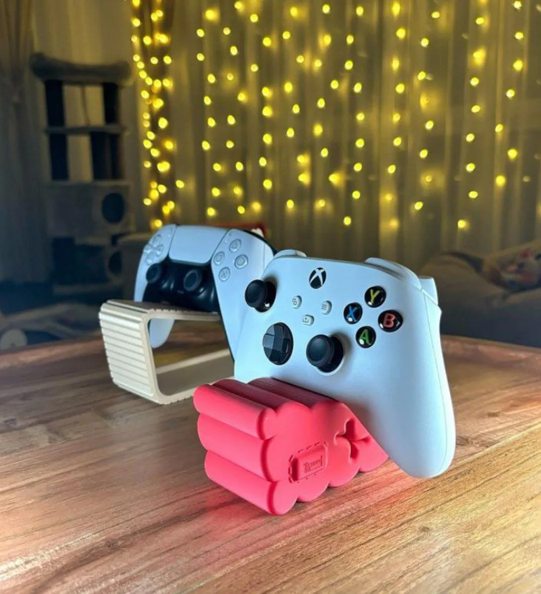 Double Controller Stand - Beach Version