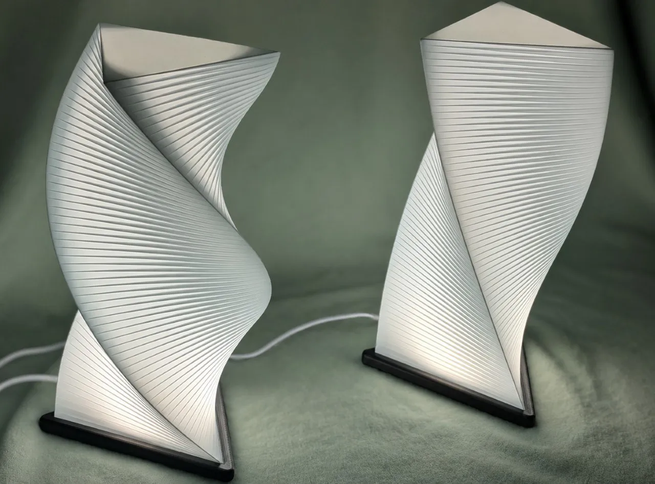 -Twisted Prism Lamp