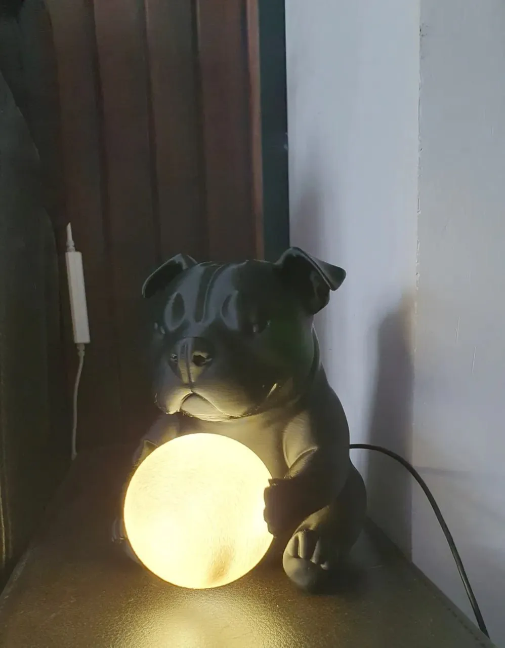 - Staffordshire Bullterrier Lamp