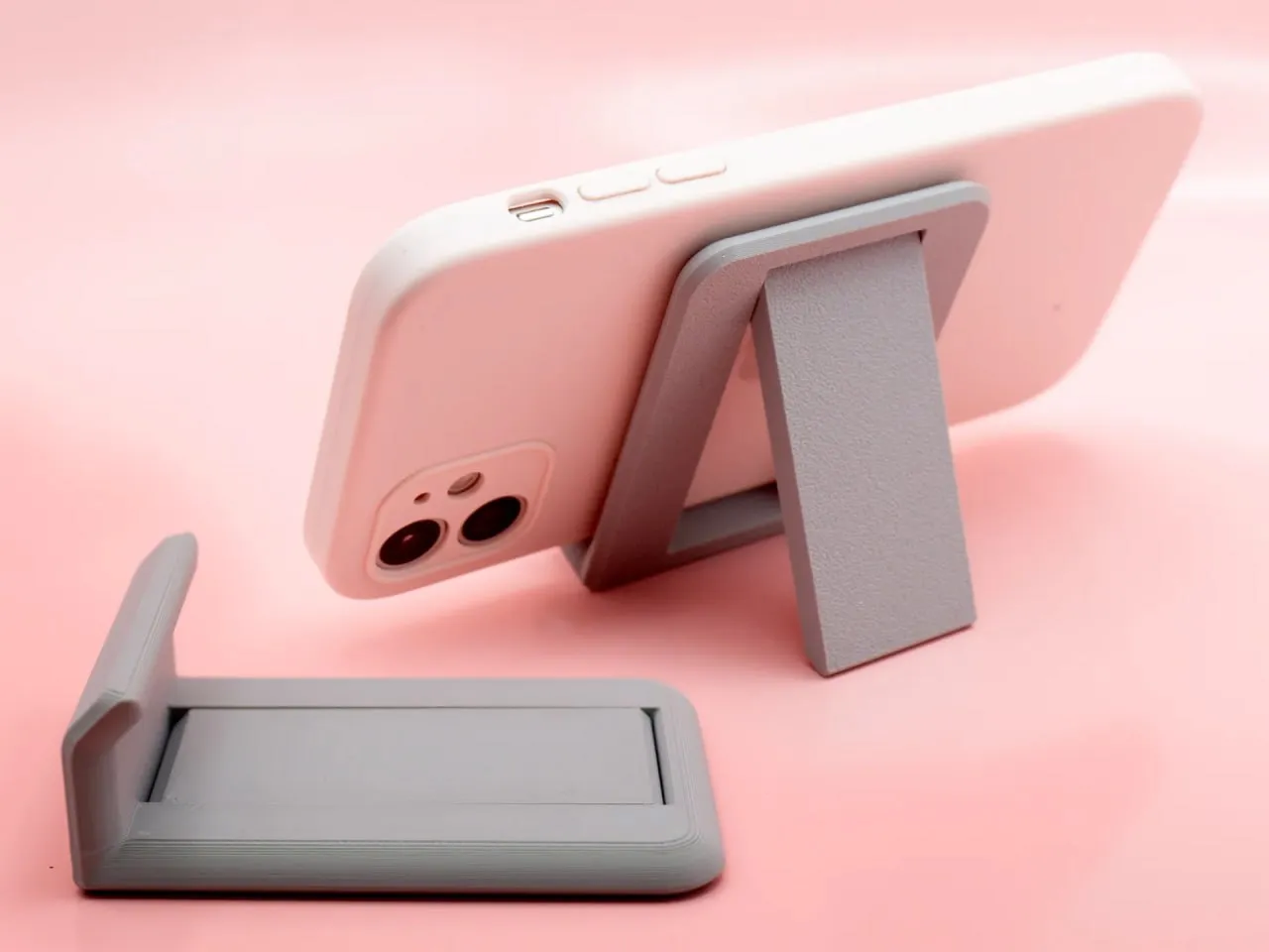 Folding Phone Stand 001