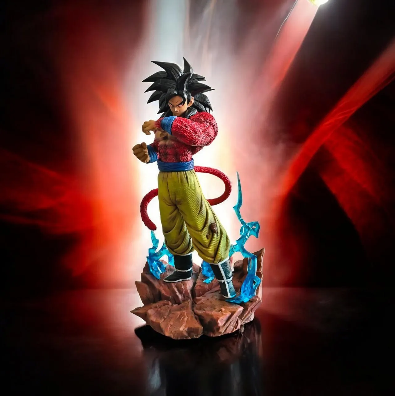 Goku SSJ4