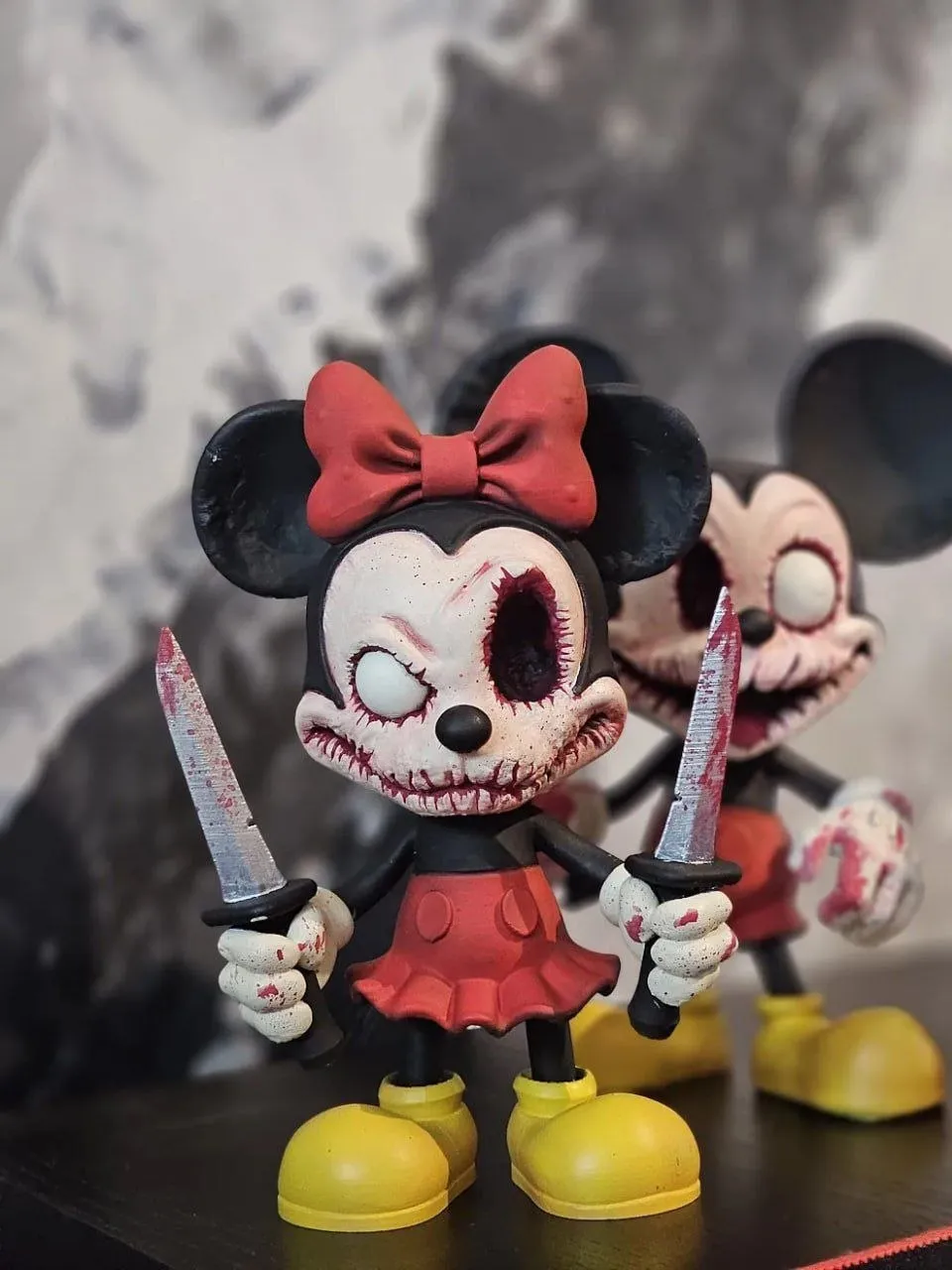 Minnie Mouse Zombie