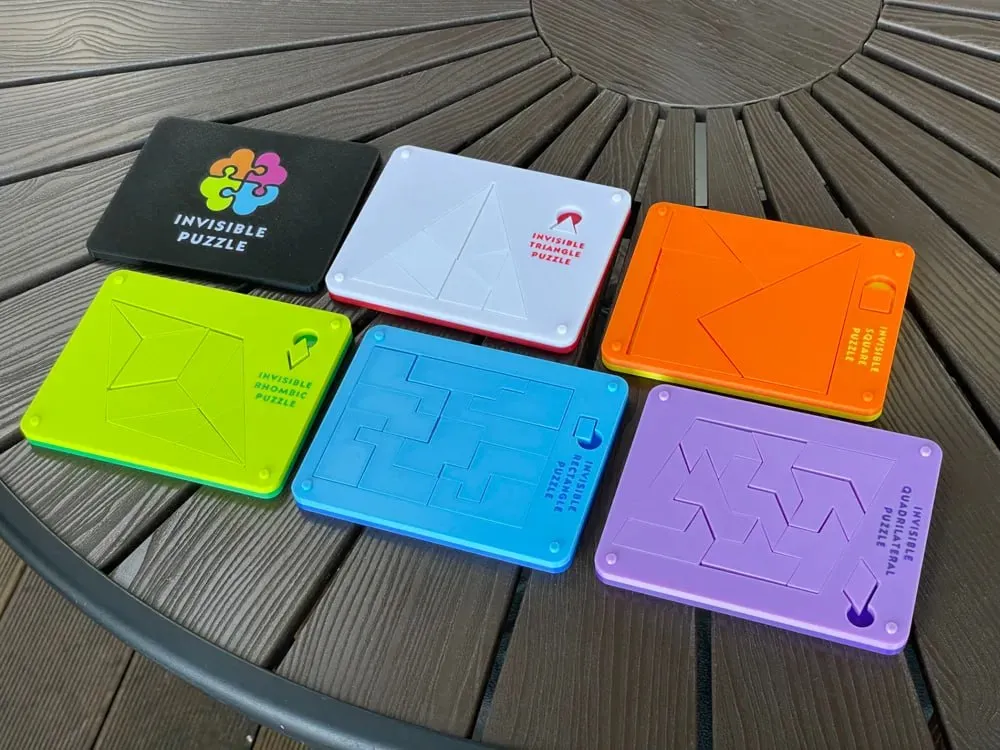 Invisible Square Puzzle V1