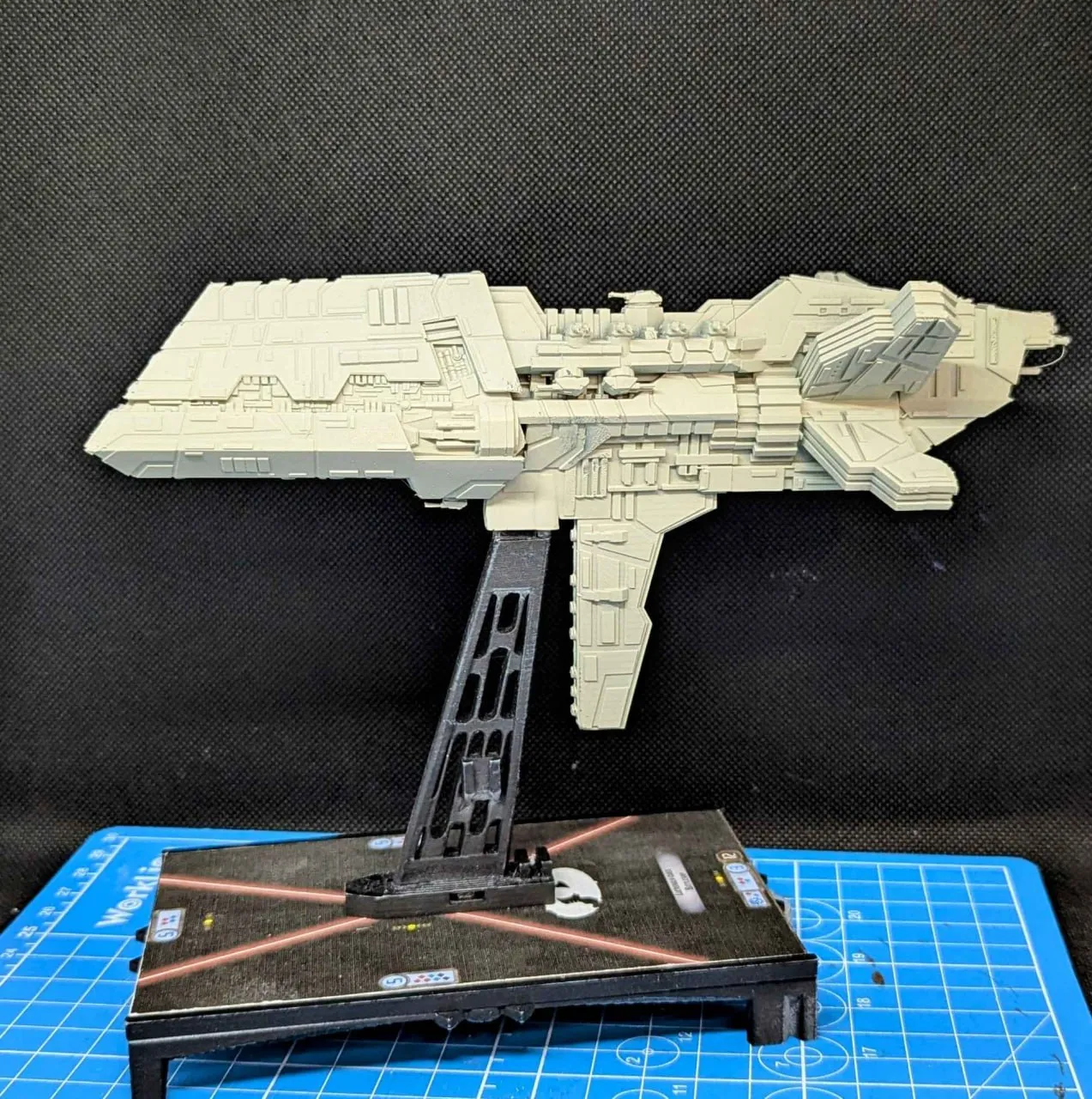 Kandosii-Dreadnought-Star-Wars-Armada20240921-1-Gqmi6m