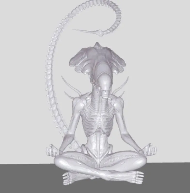 Queen Alien Xenomorph Sitting