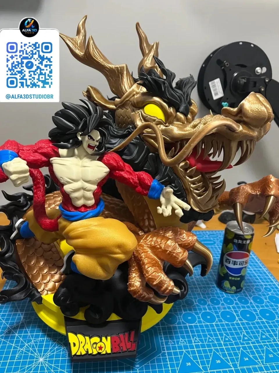 Goku Super Saiyajin 4 Com O Dragon Fist