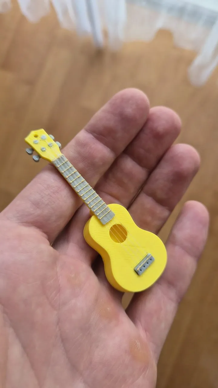 Micro-Ukulele