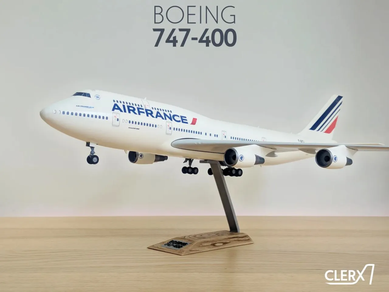 Boeing 747-400 - 1144