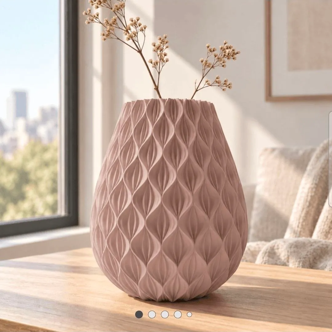 Maia Vase