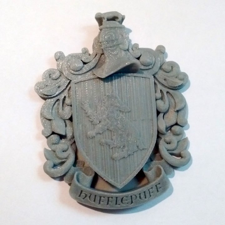 Hufflepuff Coat Of Arms WallDesk Display - Harry Potter