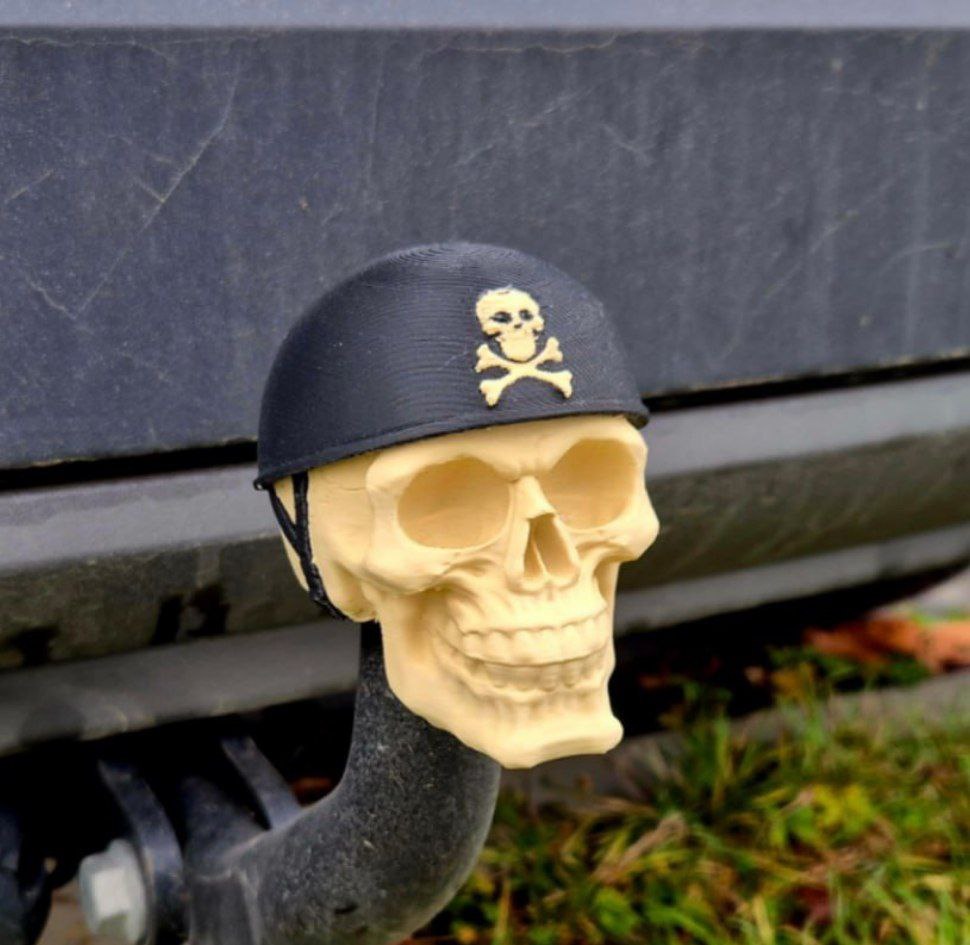 Skull With Helmet Stls