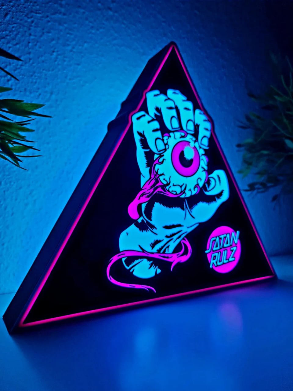 SANTA CRUZ SATAN Stls