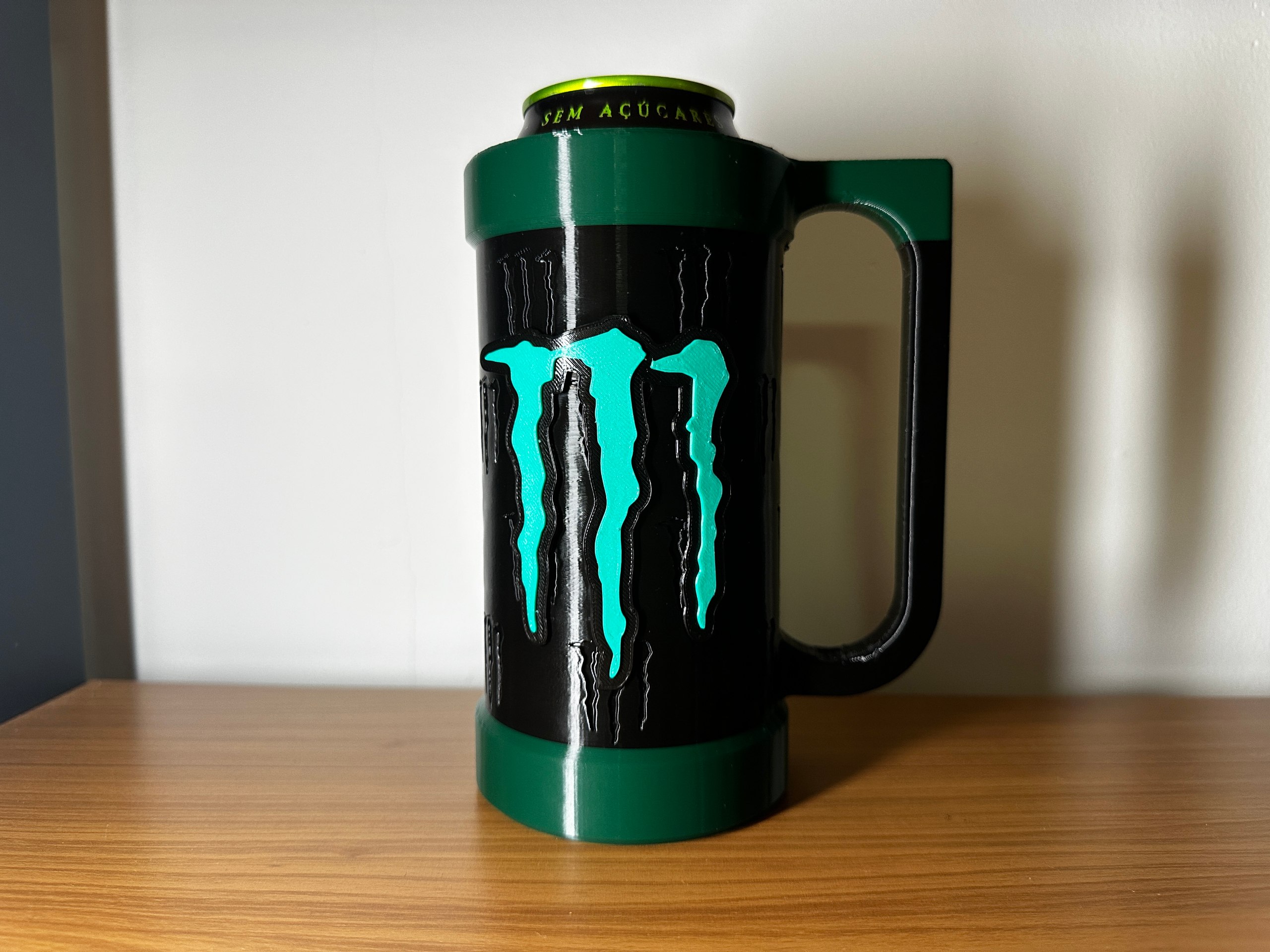 Porta Latas Monster