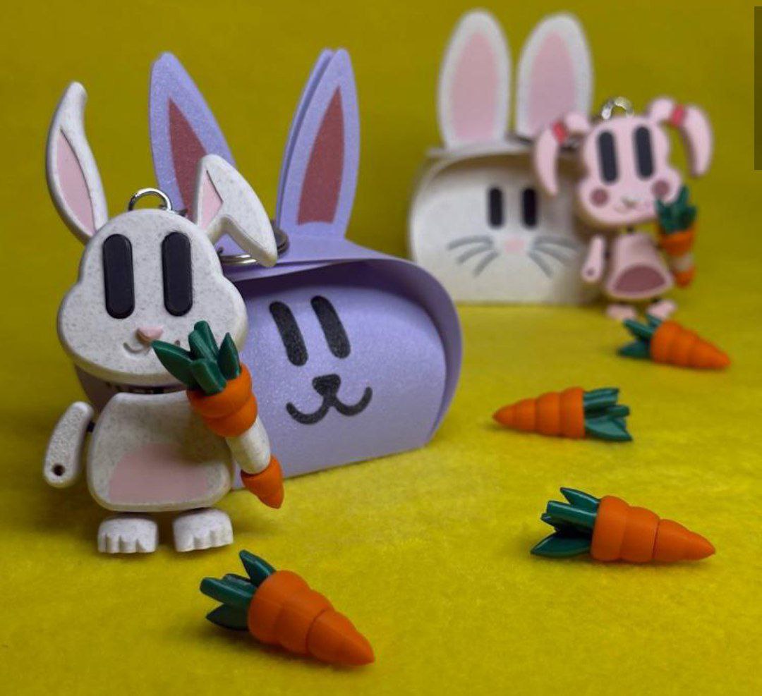 String Flex Customible Character Keychain